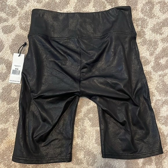 Dex Faux Leather Bike Shorts M - Picture 4 of 4